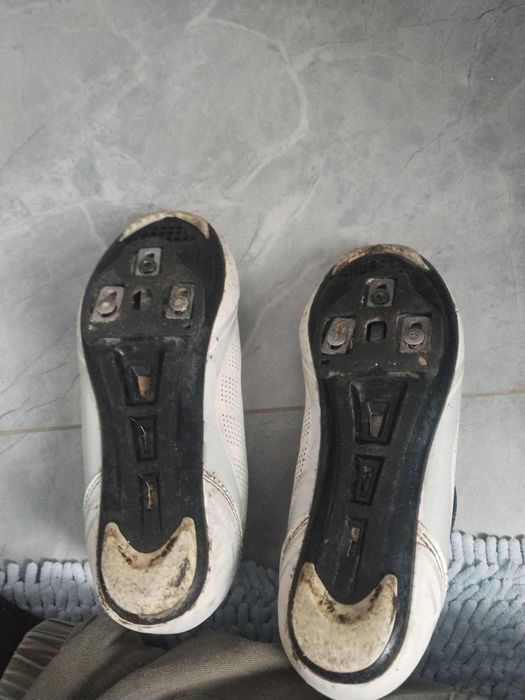 Вело туфли с шипами