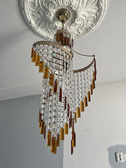 Люстра арзан багада