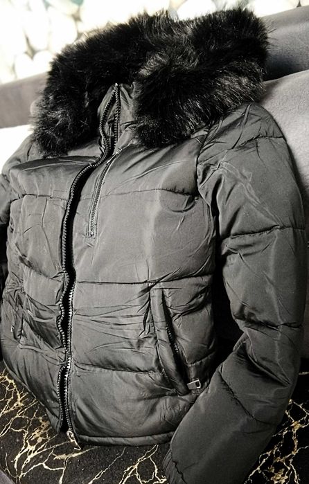 Мъжко яке във наличност