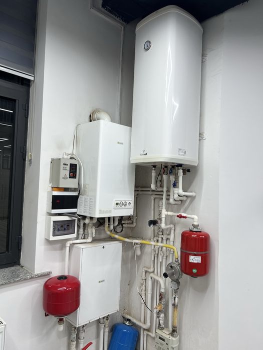 Сдам в аренду магазин+офис 300м2 На Паркентской улице.