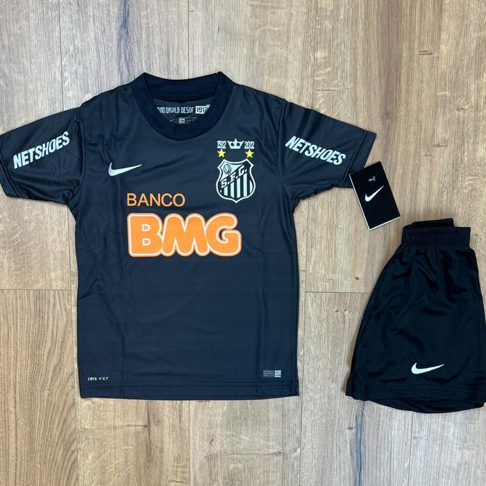 Детски футболен к-т на Неймар Джуниор /Сантош /12/13