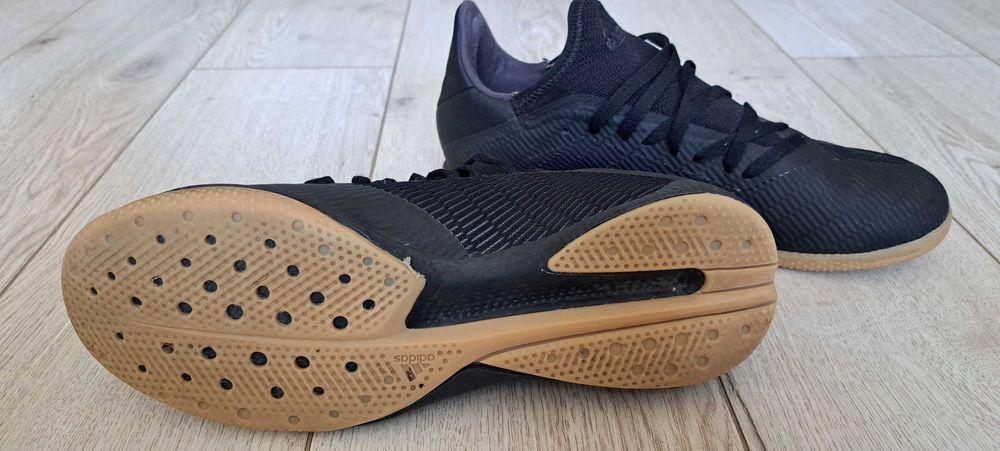 ADIDAS Детски спортни обувки за футбол-номер 37 1/2