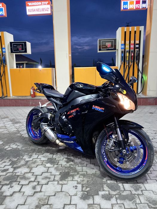 Honda cbr1000rr holati zor