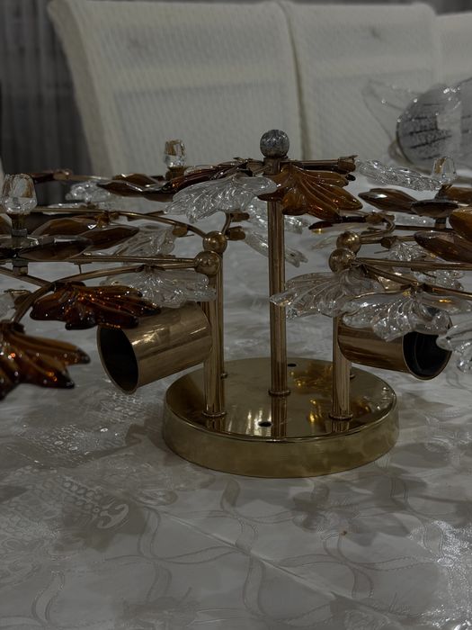 Продам люстру в хорошем состояний