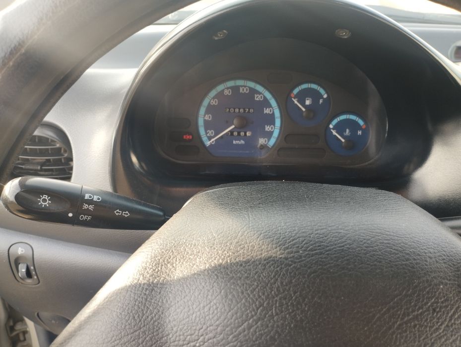 Matiz Sotiladi qolgan Malumotlar Telfonda