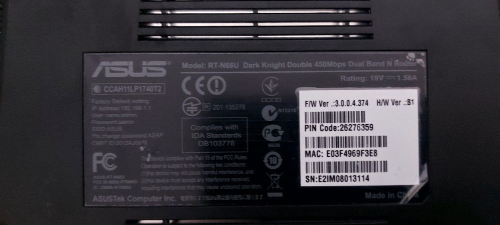 Router Asus  RT-N 660u N900 dual band gigabit