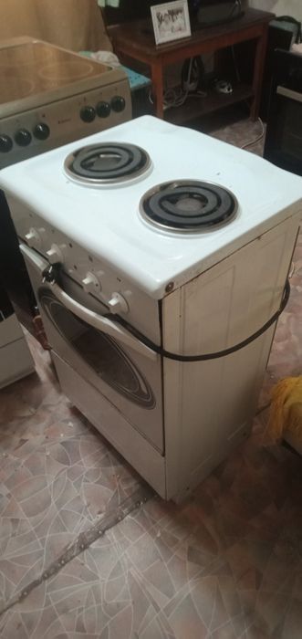 Продам электро плиту мечта