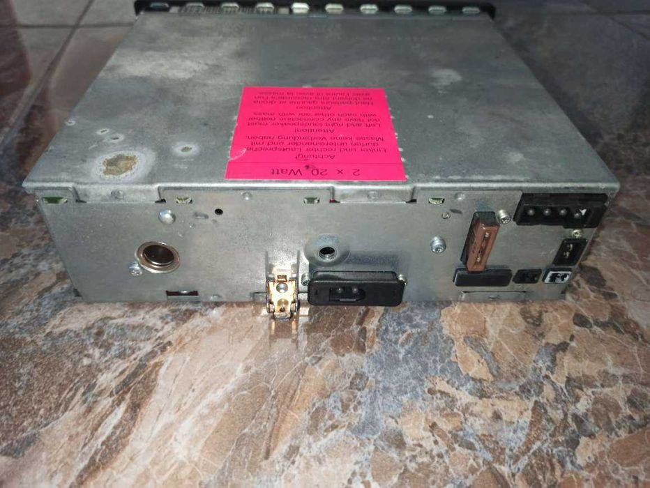 Radio casetofon Becker EUROPA 2000 BE1100 Mercedes W201 W123 W124 W126