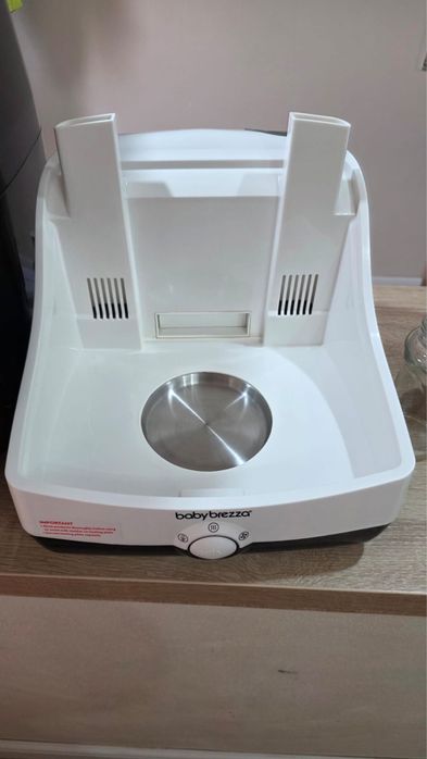 Sterilizator Baby Brezza