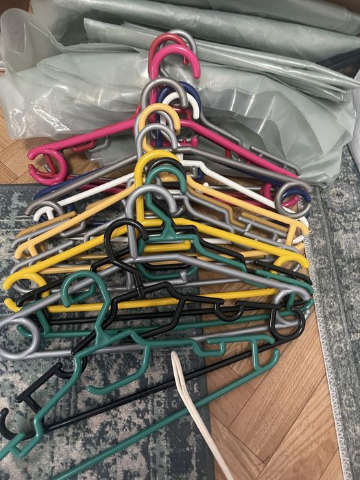 Вешалки плечики для одежды