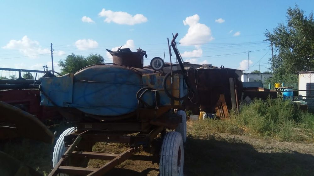 Бочка заправщик.