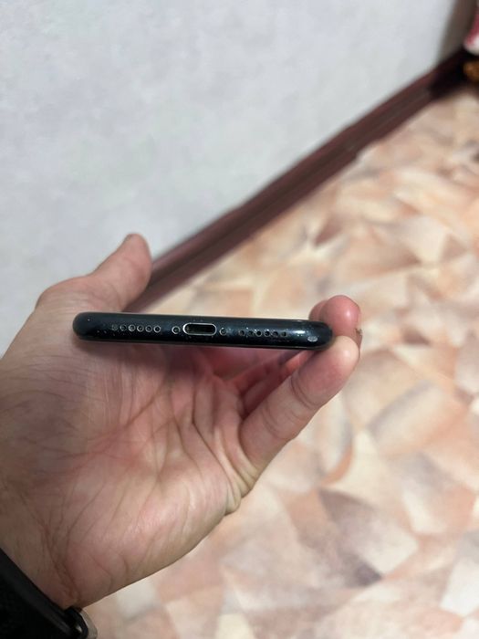 Продам айфон xr 64gb 79%akb