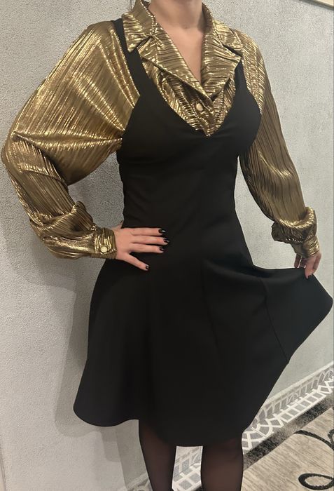 Официална черна рокля