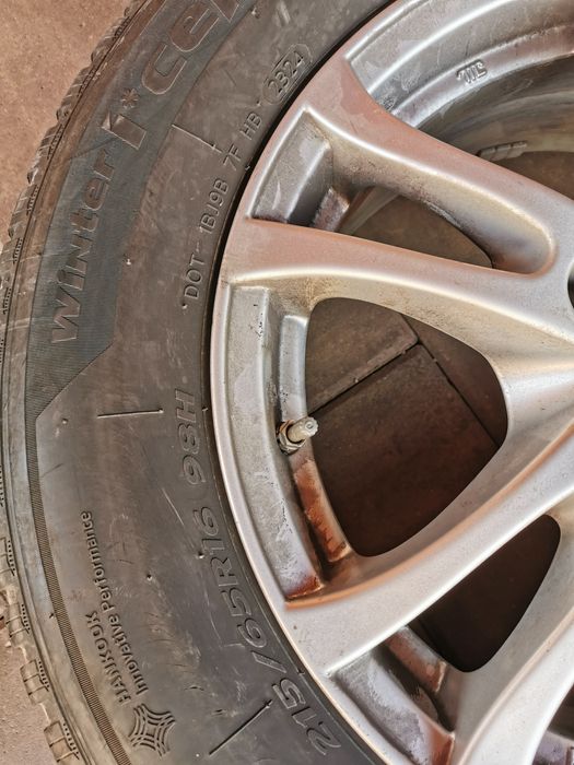 Jante dacia duster roti Nissan qashqai cauciucuri ms 215 65 R16 an2024