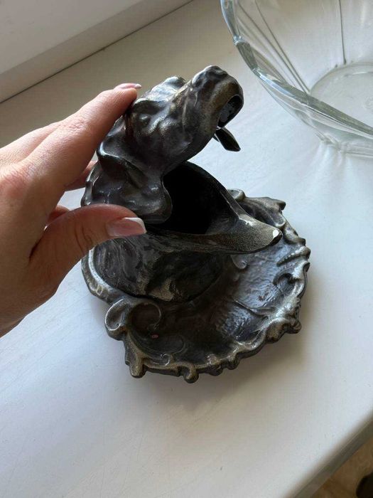 Посуда разная (без сколов и трещин)