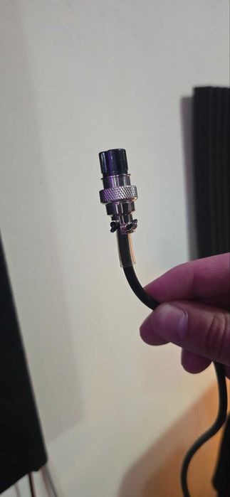 Смесителен пулт Wharfedale Pro R-2004FX (8 Mic/Line + 4 Stereo + Ефекти)