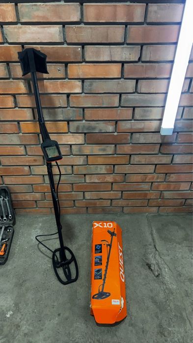 Металлоискатель Quest X10 Pro