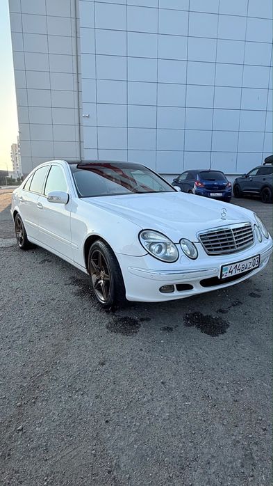 Mercedes W211 E260