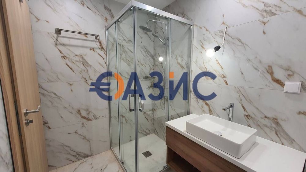 Апартамент с 1 спалня в комплекс „Sole Mare“, Ахелой, първа линия до