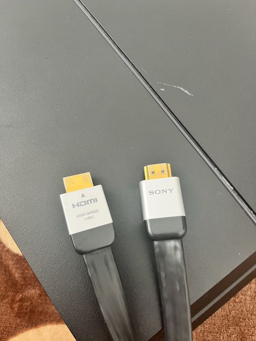 Продам PlayStation 4 Fat