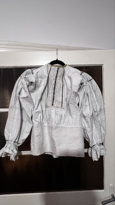 Camasi traditionale dama