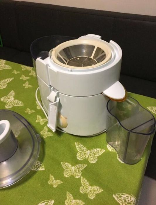 Storcator de fructe Philips