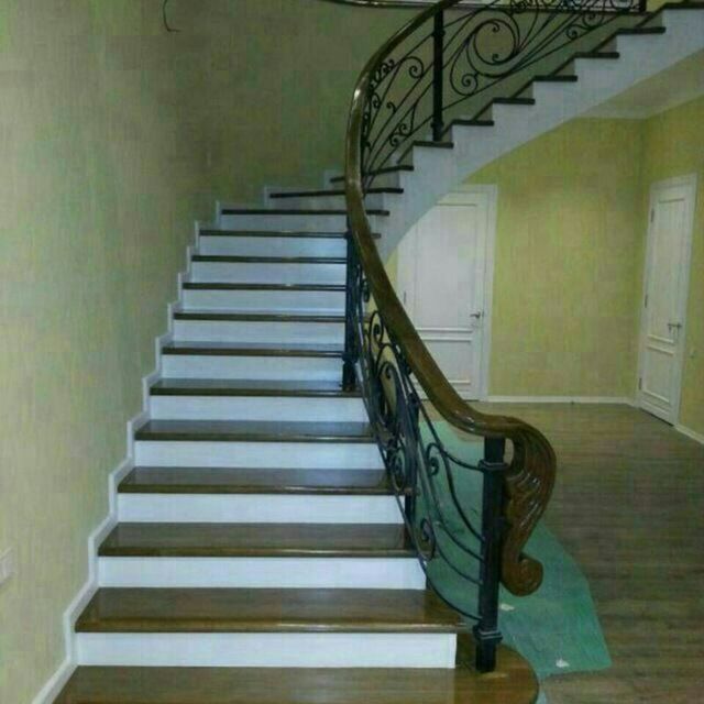 Барча турдаги йогоч зина