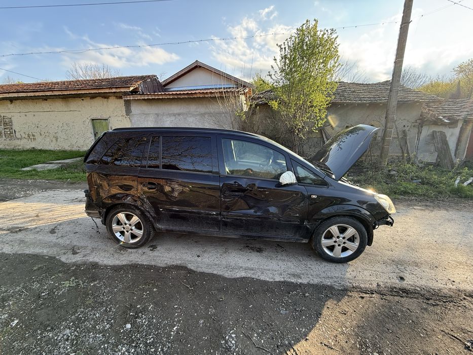 Opel zafira 1.9 150 НА ЧАСТИ