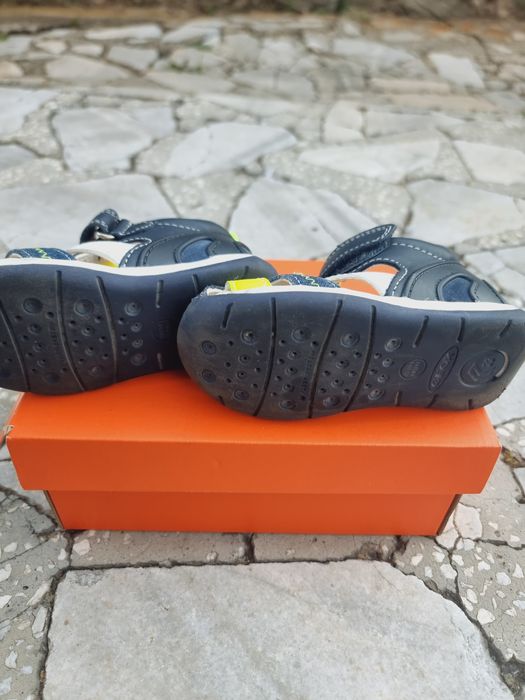 Детски сандали Geox