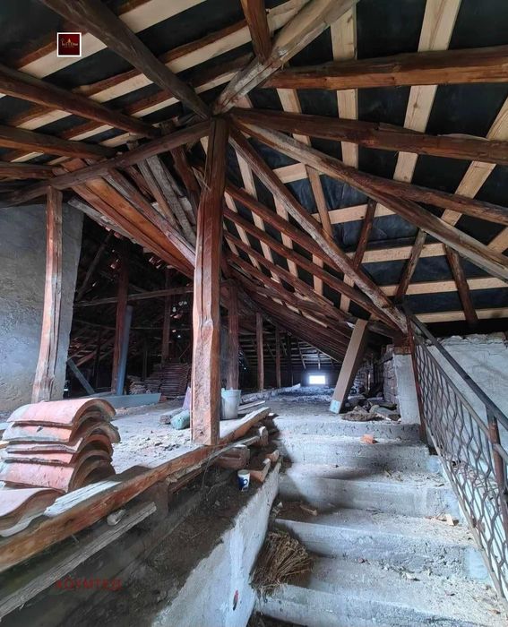 Къща в Кюстендил, област-гр.Сапарева баня площ 210 цена 119000