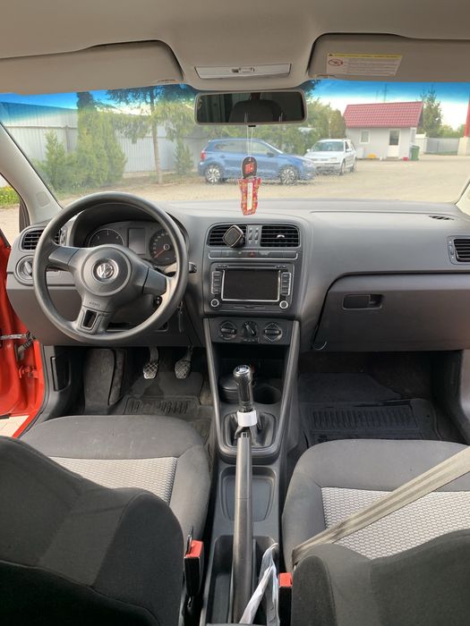 VOLKSWAGEN Polo 2010 — imagine 4