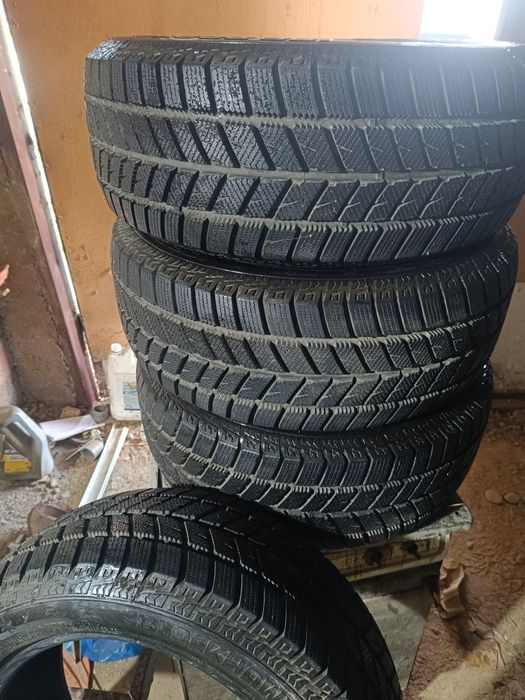 Зимние шины 4 шт