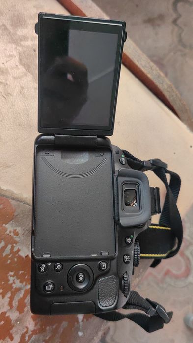 Продаю фотоаппарат срочно