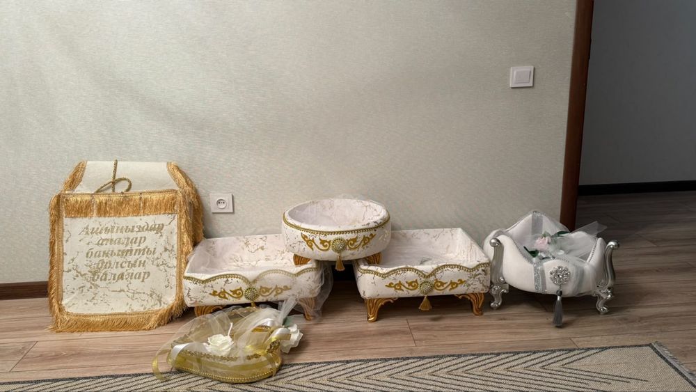 Продам корзины новые