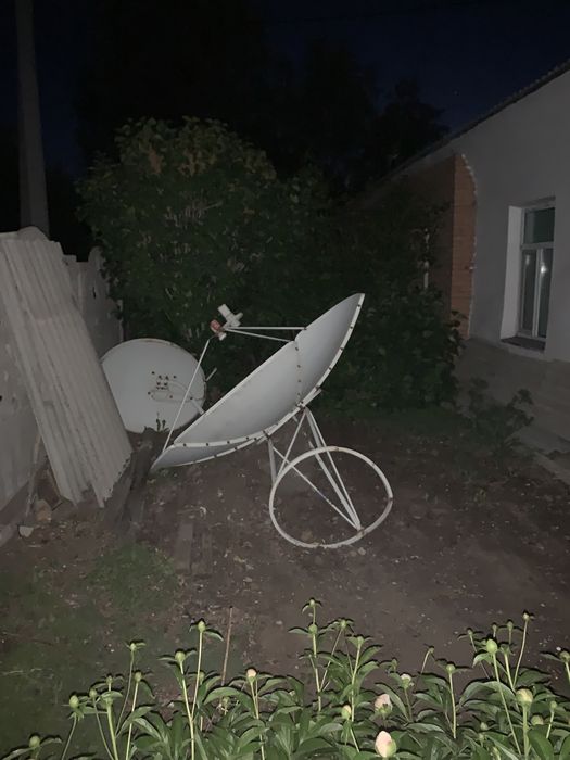 Спутниковые тарелки