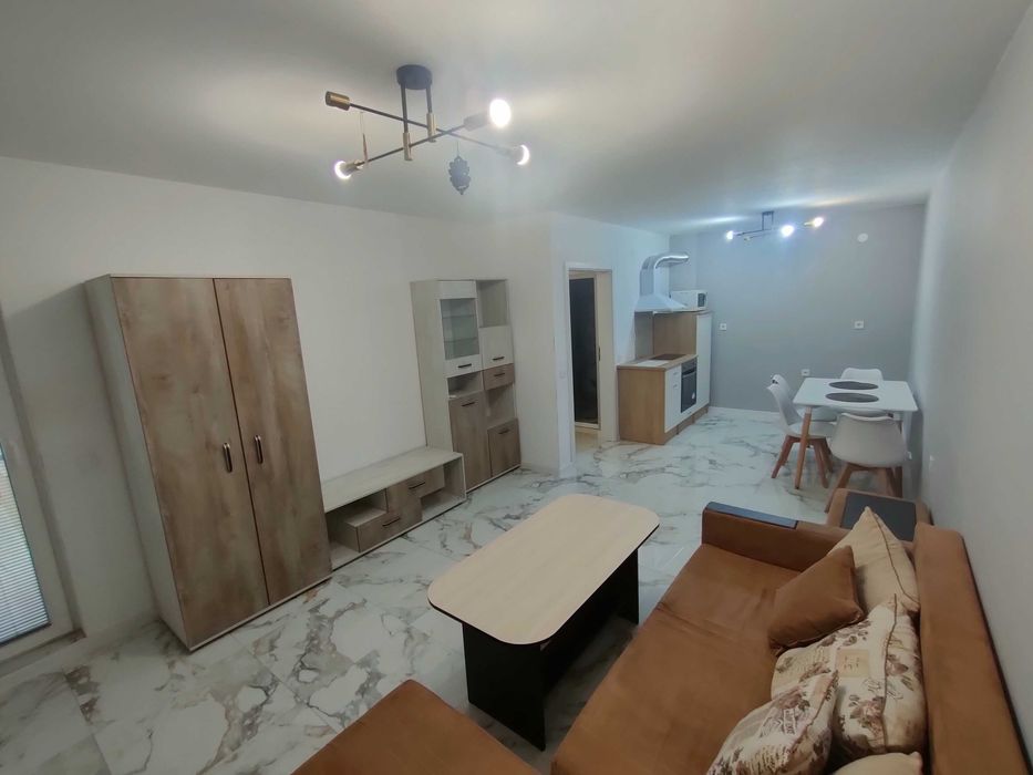 Дава се под наем Двустаен апартамент в Козлодуй - 64 кв.м за 408 € - Снимка #1