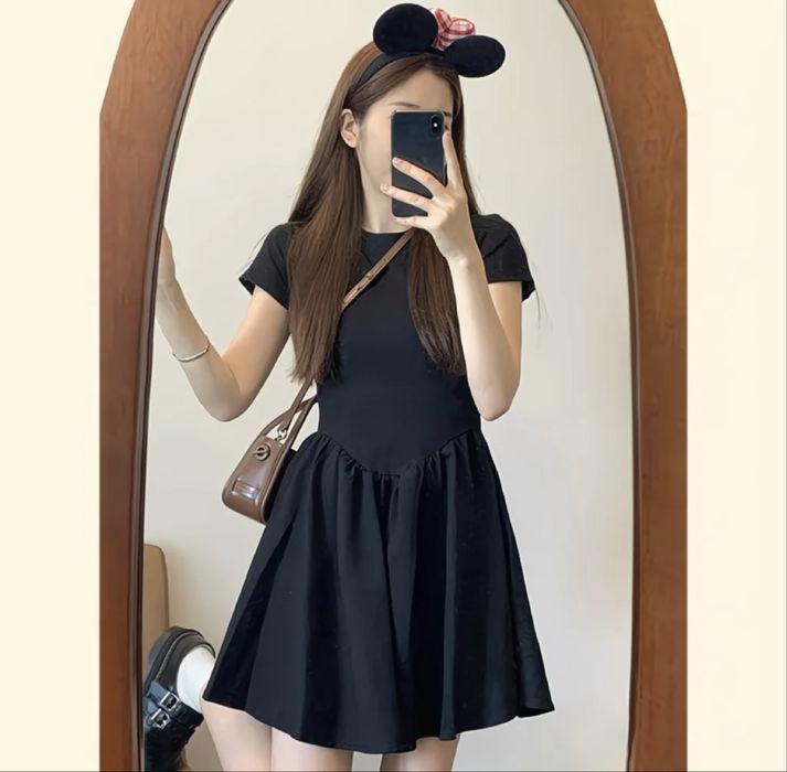 Платье черное продам