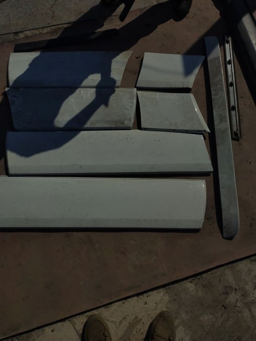 Продам листву мерс 124 кузов