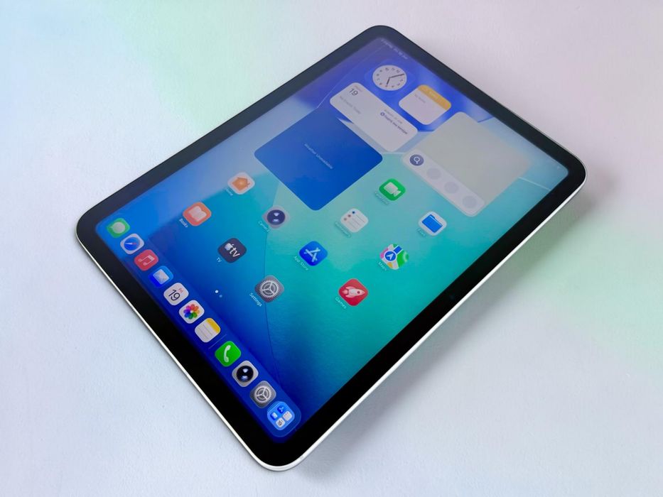 НОВ! Apple iPad (A16) 11" 2025 256GB Wifi + Cellular Silver Гаранция!