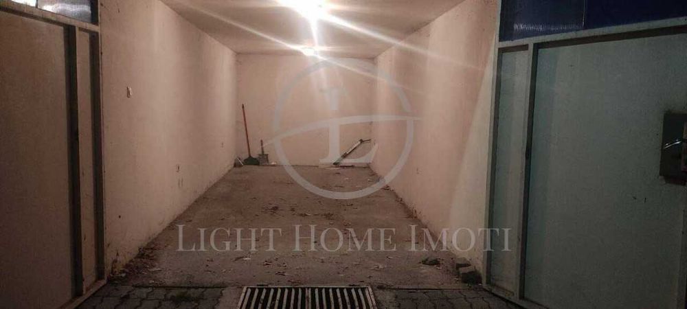 Продава се Гараж / Паркомясто в Пловдив, Център - 23 кв.м за 1522 €/кв.м - Снимка #1