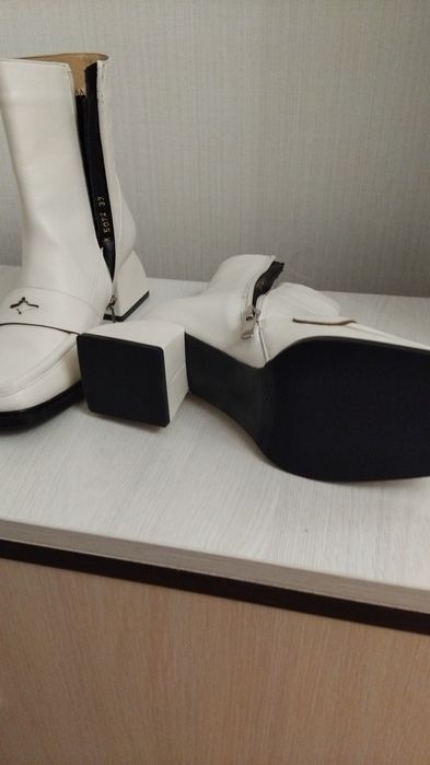 Продам кожанные полусапожки