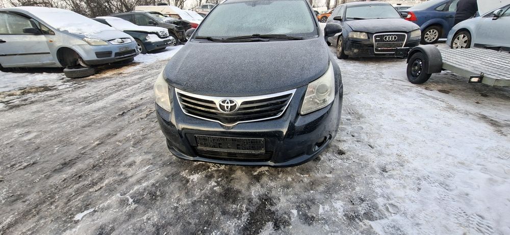 Dezmembrez Toyota Avensis Break 2.0 D 2011 1AD-FTV