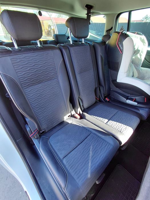 Vând Opel Zafira  Benzină+GAZ