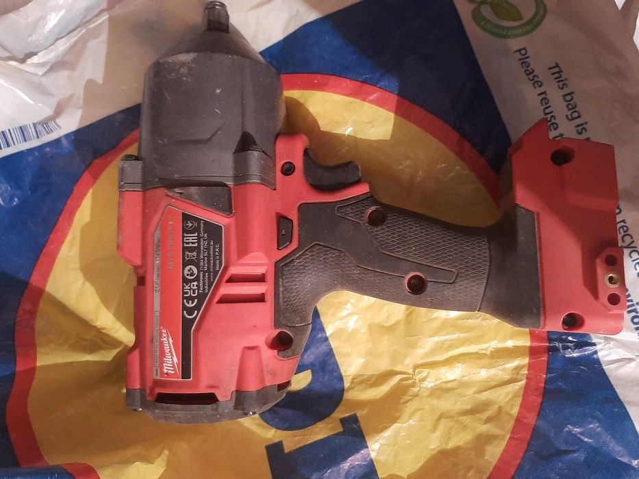 Milwaukee impact fhiwf12 nou