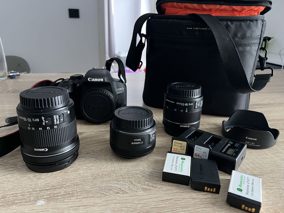 Aparat foto Canon  EOS800D