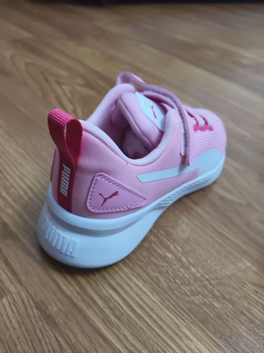 Puma детские кроссовки новые для девочек
