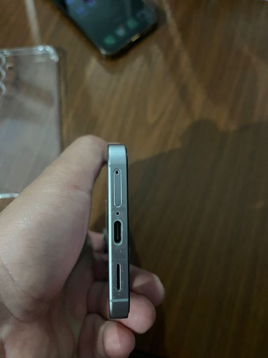 Самсунг s25 256g