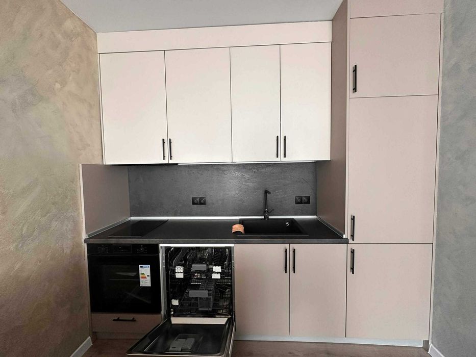 КЛЮЧ! Двустаен имот в кв.Манастирски ливади