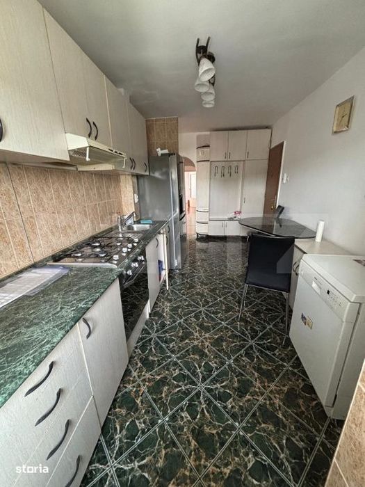 Apartament spatios | 4 camere decomandate | 2 Bai | Panoramic | Manast