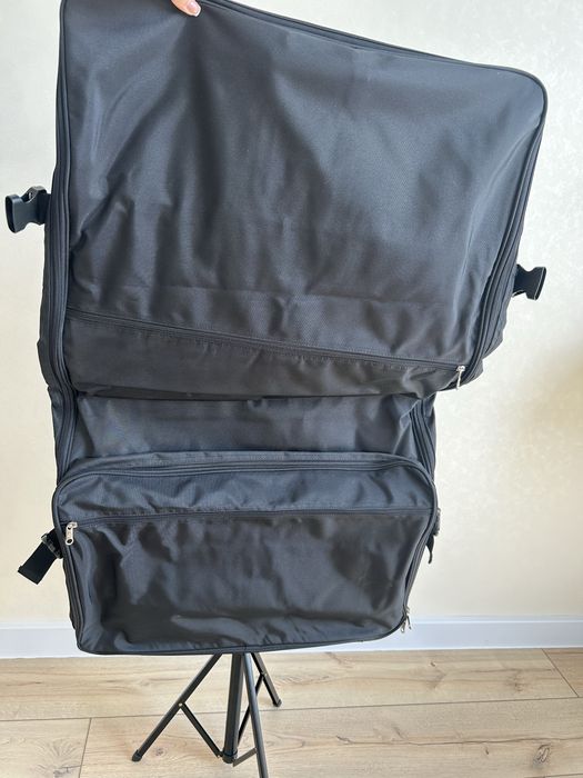 Продам чехол фиомы samsonite